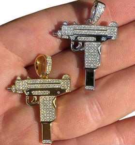 Pendentif pistolet Moissanite en argent sterling 925 bijoux de mode glacés pour femmes et hommes - Product Image 1