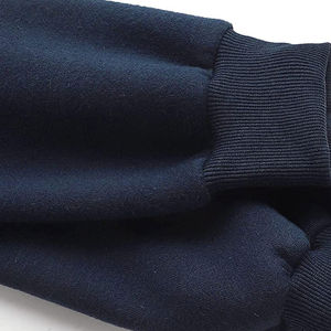 Nouveau Crop Top à Capuche Respirant pour Femmes, Vente en Gros de Crop Top à Capuche pour Femmes, Vêtement de Sport pour Femmes - Product Image 6