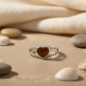 Anillo de Plata de Ley 925 con Piedra de Ojo de Tigre en Forma de Corazón para Mujer, Estilo Religioso Moderno, Tecnología de Incrustación de Garras, Talla Única, Jade - Product Image 2