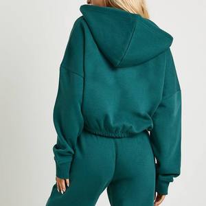 Ensemble 2 pièces pour femme en molleton de coton 420 GSM, sweat à capuche court zippé et pantalon de jogging à jambe large, coupe décontractée, broderie de logo personnalisée - Product Image 2