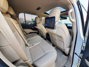 Toy ota Land Cruiser 2022 à vendre essence chaude Diesel tout neuf d'occasion gaucher haut faible kilométrage intérieur de luxe moteur V8 4x4Clean - Product Image 6