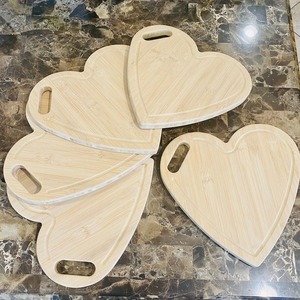 Planche à découper rectangulaire en bois d'acacia, vente en gros de blocs à découper en bois pour la cuisine à domicile, pour plateau à fromage ou usage culinaire - Product Image 5