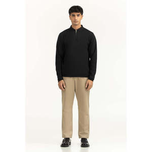 Polo à fermeture éclair brodé, coupe classique, couleur foncée, technique, haute qualité, élasthanne, coupe ajustée et décontractée, motif uni MN-PSH-WS25-018 - Product Image 1