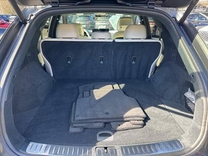 Genesis Electrified GV70 Advanced Turbo AWD 2023 d'occasion, berline légère en cuir - Product Image 6