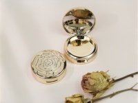 Boîte à poudre vide ronde pliable personnalisée, palette blush double couche luxe motif relief sur couvercle