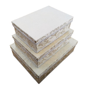 Elfenbeinfarbene Damast-Baumwoll-Kleiderschrankbox Kleiderorganizer - Product Image 1