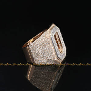 Anillo inicial O personalizado de Plata de Ley 925 estilo Hip Hop con corte redondo y Baguette VVS diamantes cultivados en laboratorio certificado IGI - Product Image 3