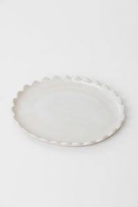 Grand plateau de service en céramique conçu pour présenter votre nourriture avec style tout en ajoutant du charme à n'importe quelle table - Product Image 6