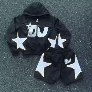 Conjuntos cortos de ropa de calle de verano personalizables Unisex, cortavientos transpirable para hombre con pantalones cortos de patrón sólido y chándal de camisa - Product Image 3