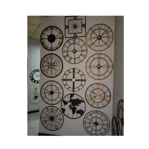 Horloge murale en métal authentique pur pour salon et chambre Design exclusif et horloge murale d'art de décor de Style de luxe - Product Image 3