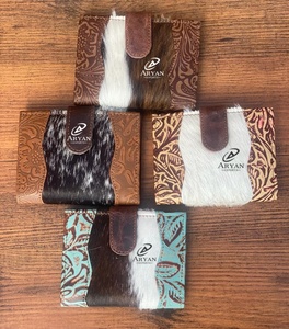 Nouveau design de pochette en cuir de fourrure de vachette véritable sculpture élégant multi-usages Offre Spéciale occidentale véritable peau de vache petits portefeuilles pour les femmes - Product Image 1