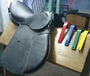 Meilleur vendeur indien selle de dressage en cuir véritable en noir marron équipement d'équitation à bas prix - Product Image 6