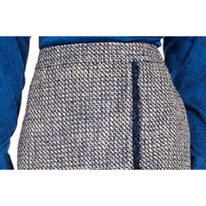 Gonna a tubino vintage in tweed Calvin Klein da donna, blu, taglia 12 - Con decorazione a spacco e tecniche ricamate, in lana, nylon e spandex - Product Image 2