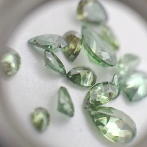 เพชรแล็บ CVD HPHT ระดับ VVS VS รูปทรงลูกแพร์ รัศมี คุชชั่น เอเมอรัลด์ วงรี หัวใจ เพชรเม็ดเดี่ยว - Product Image 1