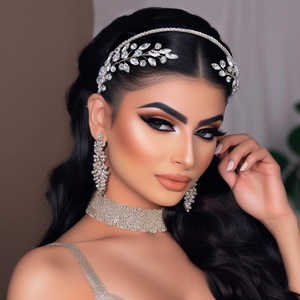 Diadema Bridella BHP531-S con Pedrería Plateada - Ajuste Cómodo y Seguro para Bodas, Bailes de Graduación y Eventos Formales - Product Image 4