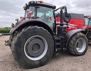 Tractor Massey Ferguson 8740 S Usado en Buenas Condiciones en Venta - Product Image 4