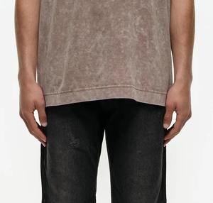 Personnalisé Vente en gros Hommes Boxy Fit Acid Washed Vintage T-Shirt 250 GSM Poids lourd Coton Surdimensionné O-cou Jersey avec Logo - Product Image 5