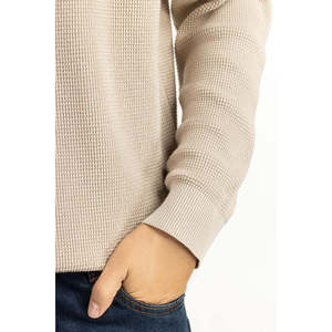 เสื้อสเวตเตอร์มีฮู้ดผ้าแคชเมียร์คุณภาพพรีเมียม สไตล์ลำลองสำหรับฤดูหนาว ปิดด้วยซิป ลายพิมพ์ลายทาง ทรงปกติ-MN-SWT-WS25-074 - Product Image 2