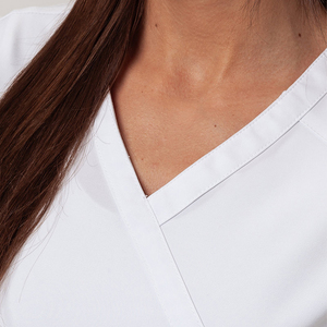 Scrubs d'hôpital professionnels unisexes nouveau style de blouses de laboratoire médical de couleur pure avec logo personnalisé pour les médecins, les hôpitaux de maillot de spa - Product Image 3