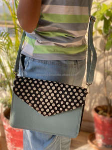 Nouveau Style cuir recyclé couleur trapu sac à bandoulière haute qualité imprimé Animal fourrure cuir sac à main multicolore femmes sac à bandoulière - Product Image 2