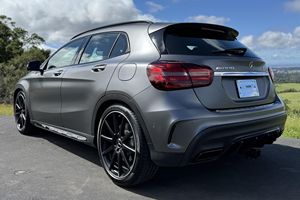 Offre exceptionnelle : Mercedes-AMG GLA 45 2018, propre et prête à être expédiée - Product Image 2