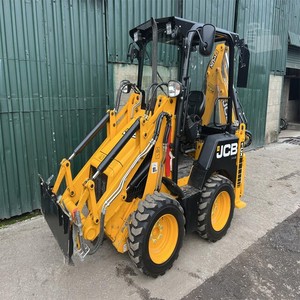 Usine de fabrication de mini-excavatrices 4x4 multifonctionnelles de 1,5 à 6 tonnes, tracteurs de pelouse, neuves et d'occasion, avec moteur et pompe - Product Image 5