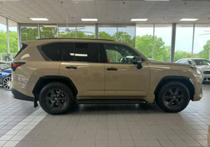 LXs Hybrid Overtrail AWD nouvellement utilisés - Product Image 4