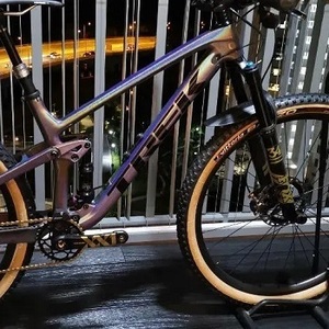 จักรยานเสือภูเขา New Treks 2021 รุ่น Top Fuel Project 1 สี Prismatic Pearl พร้อมชุดอุปกรณ์ AXS - Product Image 2