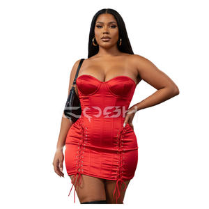 Robe de soirée moulante en satin rouge sur mesure, best-seller, sans bretelles, pour les bals de promo et les tenues de la Saint-Valentin - Product Image 4