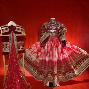 Robe de mariée traditionnelle pashtun vintage bohème florale longue à manches longues faite à la main, ethnique et culturelle, avec gilet - Product Image 1