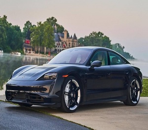 2020_Porschee_Taycan_Turbo SÉCURITÉ - Product Image 1