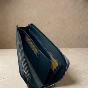 Genuine Leather Deerskin L-Shaped <b>Long</b> <b>Wallet</b> with Character Pattern - Product Image 4