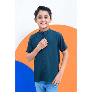 La camisa hawaiana para niños, una adición elegante y de moda a su guardarropa - Product Image 3