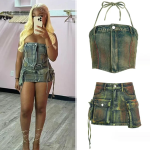 Ensemble 2 pièces tendance vintage en jean, crop top et jupe, décontracté, sexy, mignon, sans bretelles, avec strass, imprimé délavé, coupe skinny, style Y2K pour l'été - Product Image 1