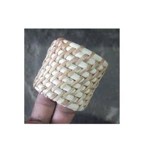 Design de tricot creux rond Décorations de banquet de mariage haut de gamme Rond de serviette de haute qualité - Product Image 1