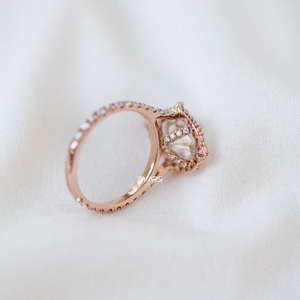 Bague de fiançailles vintage en diamant de laboratoire taille poire, clarté VVS, certifiée IGI, élégante et personnalisable en or blanc, jaune et rose - Product Image 3