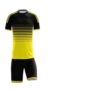 ชุดฟุตบอลแบบกำหนดเองปี 2026 คุณภาพสูง แห้งเร็ว น้ำหนักเบา ระบายอากาศได้ดี พิมพ์ชื่อทีมด้านหน้าด้วยเทคนิคการถ่ายเทความร้อน - Product Image 1