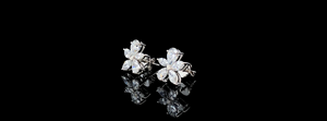 Pendientes de Diamantes Cultivados en Laboratorio con Corte Pera y Marquise de 2 Quilates - Product Image 1