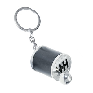 Llavero Deportivo con Diseño de Palanca de Cambios - Product Image 1