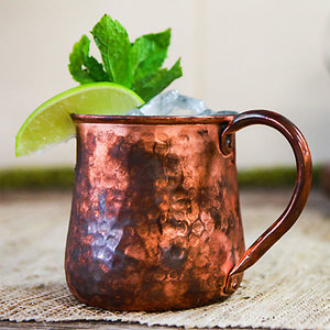 Hot Selling 16 oz Chope à bière en métal cuivre antique sans danger pour la maison et les fêtes de mariage - Product Image 1