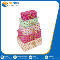 Boîte en papier pliable à imprimé floral avec fermeture à ruban Boîte-cadeau en papier imprimé avec logo personnalisé Boîte-cadeau en papier kraft faite à la main