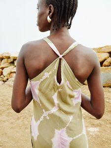 Trendy Beach Side Bliss Rayon Tie Dye Plunge Neck Women Spaghetti Maxi Long Dress Parfait pour les températures chaudes, Resort Getaways - Product Image 3