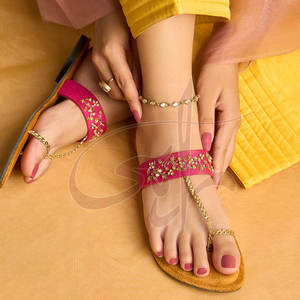 Zapatos de Mujer Hechos a Mano con Decoración de Pedrería Glamorosa, Antideslizantes, con Entresuela de Terciopelo y Suela de Cuero Natural, Tendencia de Moda - Product Image 3