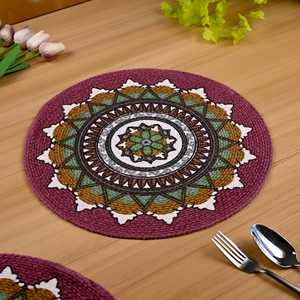 Juego de Manteles Individuales Modernos Color Granate con Diseño Floral Trenzado, Hechos a Mano, Impermeables, de Algodón, PVC, Silicona y Papel, Técnica de Tejido, para Hogar, Bodas, Hoteles - Product Image 4