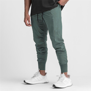 Verano hombres gimnasio pantalones Fitness Joggers ropa de calle al aire libre chándal pantalones largos hombres Slim Fit entrenamiento pantalones de chándal - Product Image 2