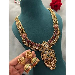 Ensemble de bijoux Temple de qualité supérieure avec collier Lakshmi doré pour bijoux de mariée et de mariage pour femmes - Product Image 1