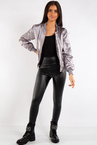 Chaqueta Bomber de Lona para Mujer, Estilo Nuevo, Venta al Por Mayor, Personalizada, Acabado para Exteriores, de Proveedor y Fabricante Mayorista - Product Image 3