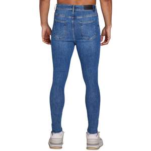 Jean slim vieilli pour homme bleu moyen en denim robuste, streetwear, coupe ajustée, aspect déchiré, confortable, jean de tous les jours - Product Image 2