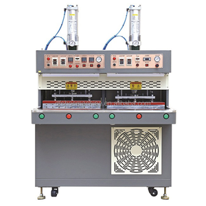 Machine automatique de fabrication de dessus de chaussure en PVC KPU sans couture Machine de moulage par presse à chaud pour dessus de chaussure - Product Image 1