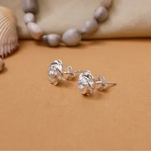 Boucles d'oreilles clous tendance en argent 925 plaqué or rose pour femme avec turquoise et diamant, boucles d'oreilles pendantes en or 18 carats - Cadeau idéal - Product Image 1